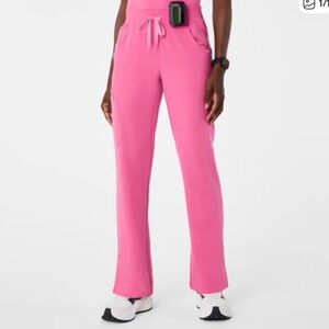 Figs Kade Cargo Scrub Pants Size M Regular F*ing Pink